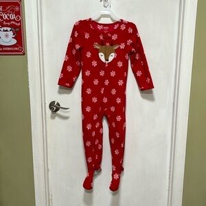 PRE OWNED CARTER'S FLEECE ONE PIECE 5T REINDEER FOOTIE PAJAMAS